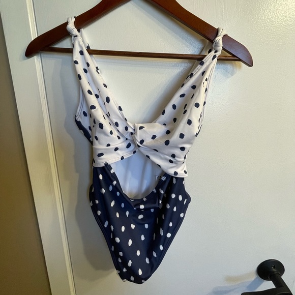 NWT ASOS Petite Polka Dot Bathing Suit Size 4 - Picture 4 of 4